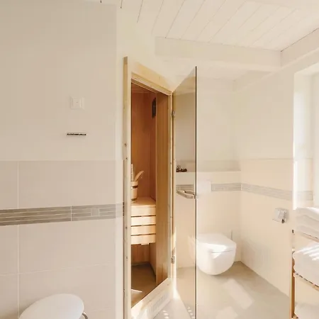 בית נופש 2 Bedroom Pet Friendly In *